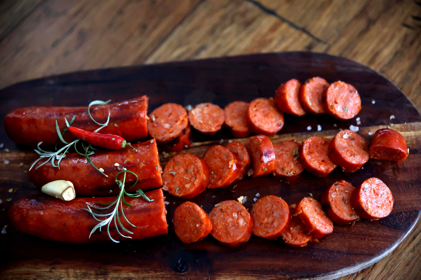 HOT Fresh Spanish Chorizo Random weight approx. 1kg packet 8 pieces regular price $16.00 AUD. You are guaranteed to receive at least 950g of product, equivalent price of $16.84 per kg.