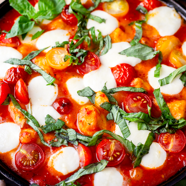 IN STORE ONLY - Botticelli Tomato & Basil Pasta Sauce 680g (Best Before 27-07-2028)